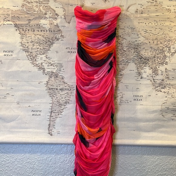 House Of CB ‘Sasha’ Multicolor Strapless Dress NWOT - Picture 11 of 12